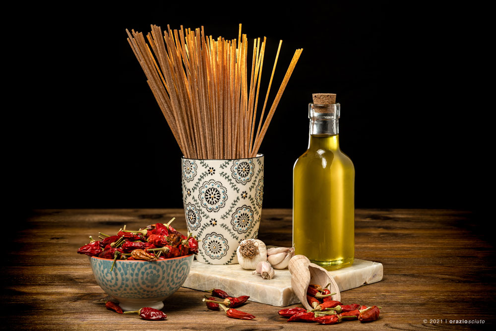 aglio-olio-peperoncino-spaghetti-food-photo-verona