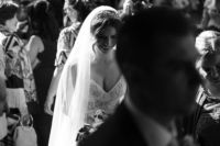 Sposa-emozionata-invitati-matrimonio-mazara-fotografo-wedding