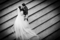 fotografo-matrimonio-scalinata-bacio-marsala